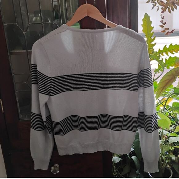 90s Vintage Knit Sweater Striped Gray and Black Size M Square Neck Union Made - Picture 6 of 16